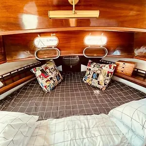  Hotel en barco Vintage Classic 70s Boat! España